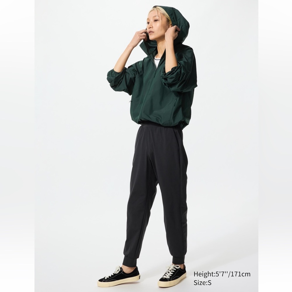 Uniqlo_ Ultra Stretch Active Jogger Pants (Size: Small)